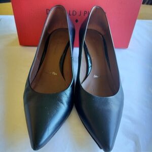 Donald J. Pliner Leather Women's Strobel Flex Black Heels Size 9M